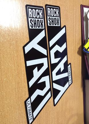 RockShox YARI Оригінальні вінілові наклейки на вилку