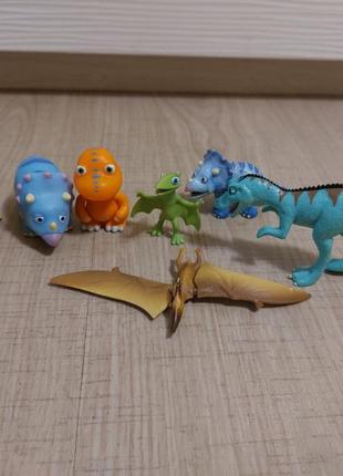 Динозавры из мультфильма поезд динозавров