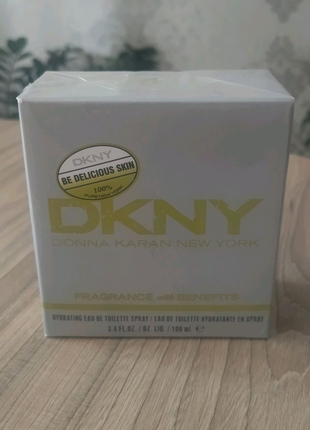 Жіноча туалетна вода DKNY Be Delicious 100% Pure New York
