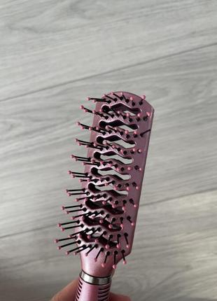 Щетка для волос с перфорацией расческа