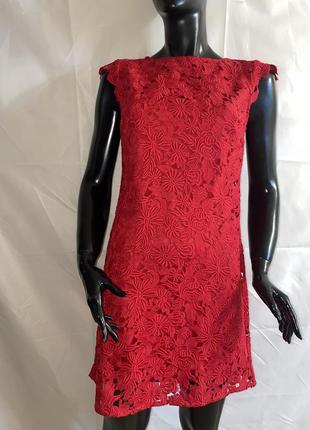 Красное кружевное платье orsay
