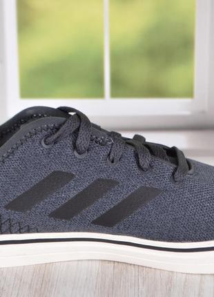 Adidas оригинал 43 ст. 28 см.  новые кроссовки мокасины