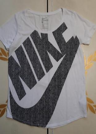 Nike футболка размер s