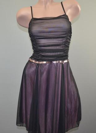 Милое платье на девочку (140-146 см.)