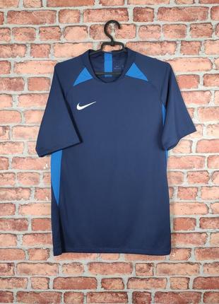 Футболка спортивная nike dri fit