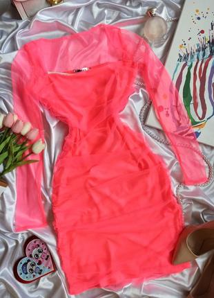 Фатиновое мини платье яркая неоново розового цвета сетка