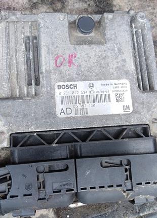 Блок управління двигуном 55197150 Z19DT Opel Vectra C 0281012534