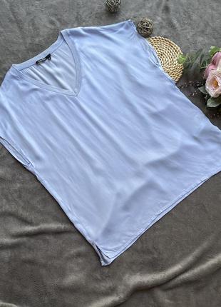 Сатинова блузка футболка небесного кольору