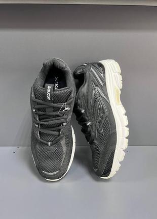 Мужские кроссовки saucony progrid triumph