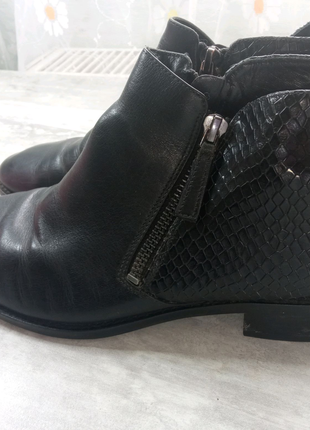 Чорні, шкіряні, жіночі туфлі, черевики на блискавці, Michael Kor