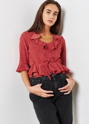 Гарний топ в горошок з рюшами та поясом/блузка/блуза