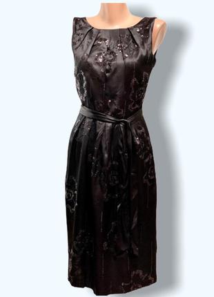 Шелковое элегантное черное платье миди с поясом