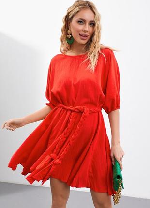 Льняное платье красного цвета