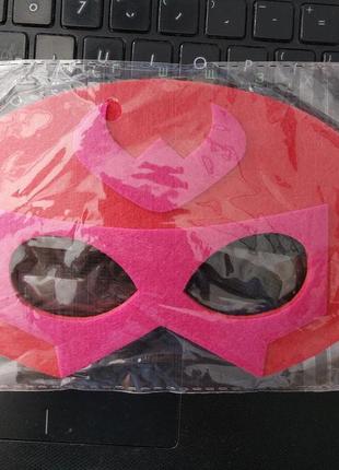 Маска карнавальная для мальчика красная, размер маски 17*11см