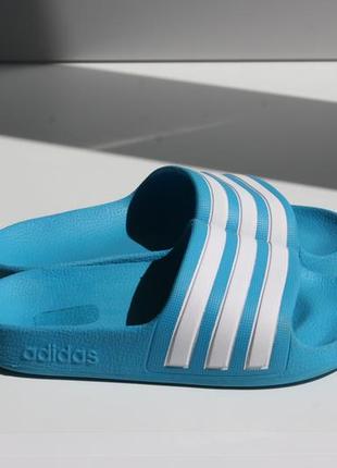 Детские шлепанцы adidas размер k10 / 27