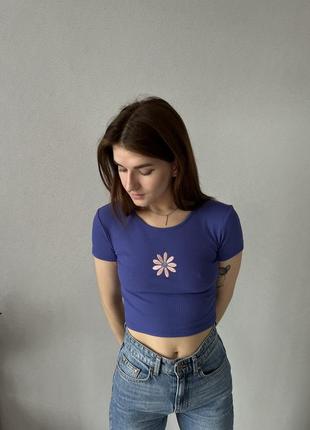 Топ женский укороченный короткий с цветком женский топик футболка