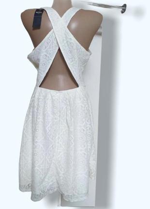 Белое платье сарафан с оригинальной спинкой