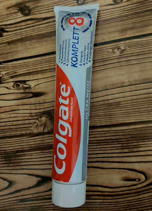Зубна паста Colgate komplett ultra weiss/komplet ultra white