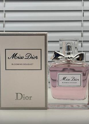Christian Dior Miss Dior Blooming Bouquet Туалетная вода 100 m...