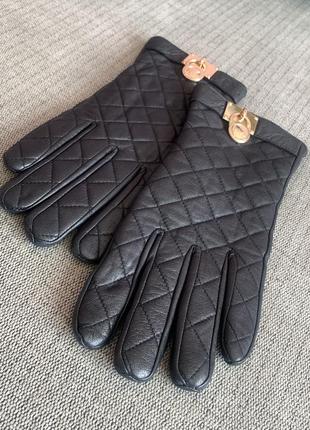 Женские перчатки michael kors