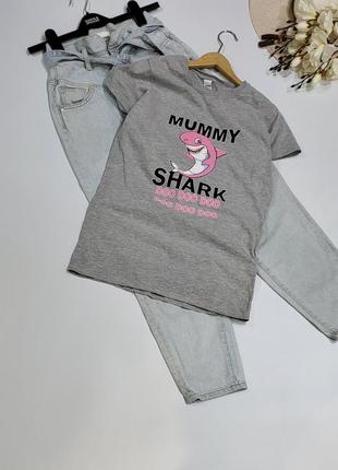 Футболка mummy shark мама акула