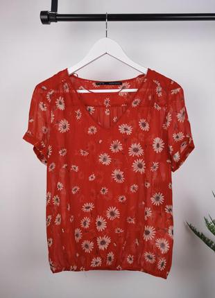 Красная блузка в цветок  от zara