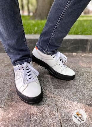 Белые базовые мужские повседневные кеды кроссовки из натуральн...