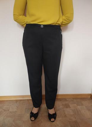 Черные брюки на резинке в поясе 52-54 размера