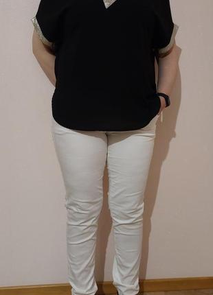 Белые джинсы 48-50 размера
