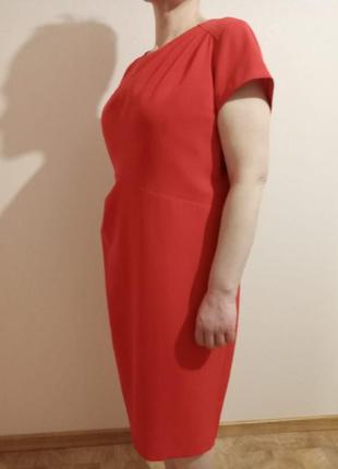 Новое праздничное красное платье 50-52 размера