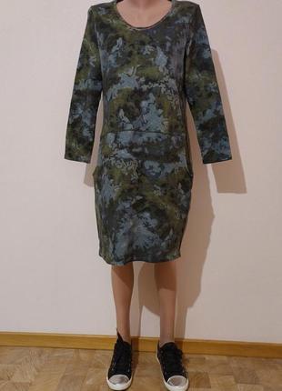 Зручна сукня з кишенями 48-50 розміру