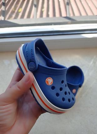 Оригинальные шлепанцы crocs