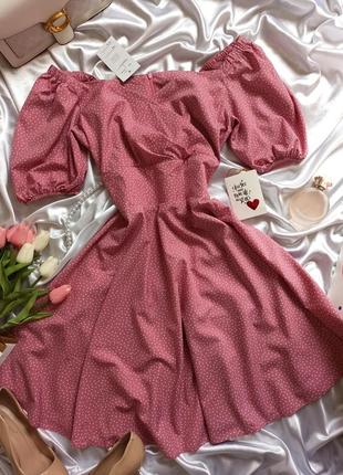 Рожева сукня в горошок з рукавами фонариками