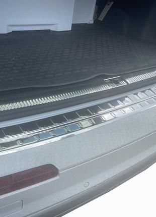 Накладка на задний бампер Carmos (нерж) для Audi Q7 2015↗ гг.