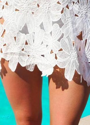 Пляжнoe платье туника кружево белое цветы