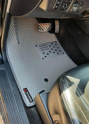 Коврики EVA (серые) для Mitsubishi Pajero Wagon III