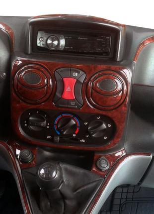 Накладки на панель Карбон для Fiat Doblo II 2005-2010 гг.