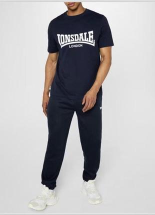 Оригинальная мужская футболка от lonsdale