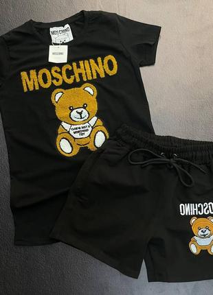 Женский сет moschino: шорты + футболка