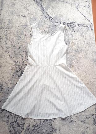 Брендовое белое платье трапеция h&m, 12 размера.