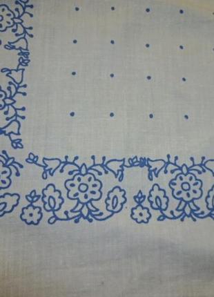 Хлопковый платок натуральный белый с синим в идеале,95см/82см,...
