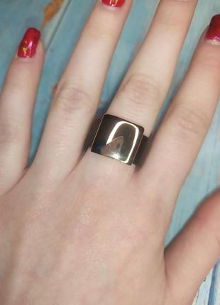 Керамическое стильное колецо кольцо кольца керамика размер 16,5