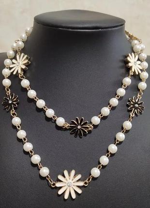 Ожерелье имитация жемчуга с цветами
