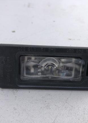 5NA943021 фонарь подсветки номерного знака Volkswagen ID.4
