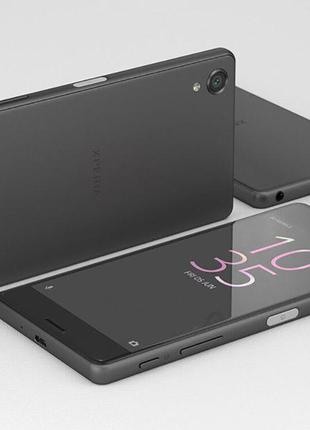 Мобільний телефон смартфон Sony Xperia X F5121 3/32Gb black RE...