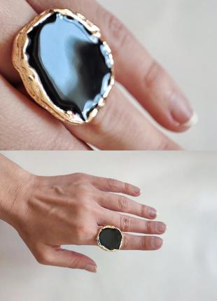 Винтажное кольцо золотое с черной емалью большим камнем черным...