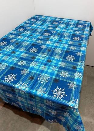 Скатерть новогодняя снежинки 150*220  см ткань лен синего цвета