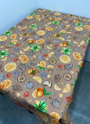 Скатерть  новогодняя апельсины 120*150 см ткань лен бежевого ц...