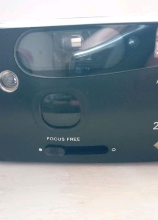 Плівковий фотоапарат Polaroid 2000FF