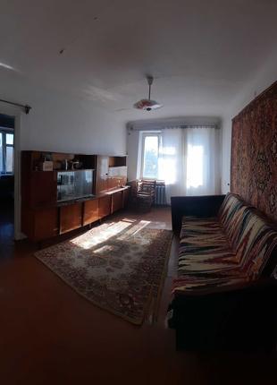 Двохкімнатна квартира в Розсошенцях.